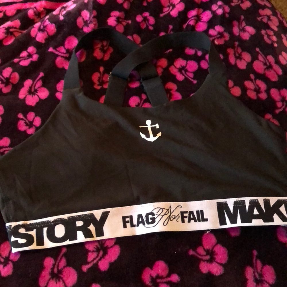 Flagnorfail bra